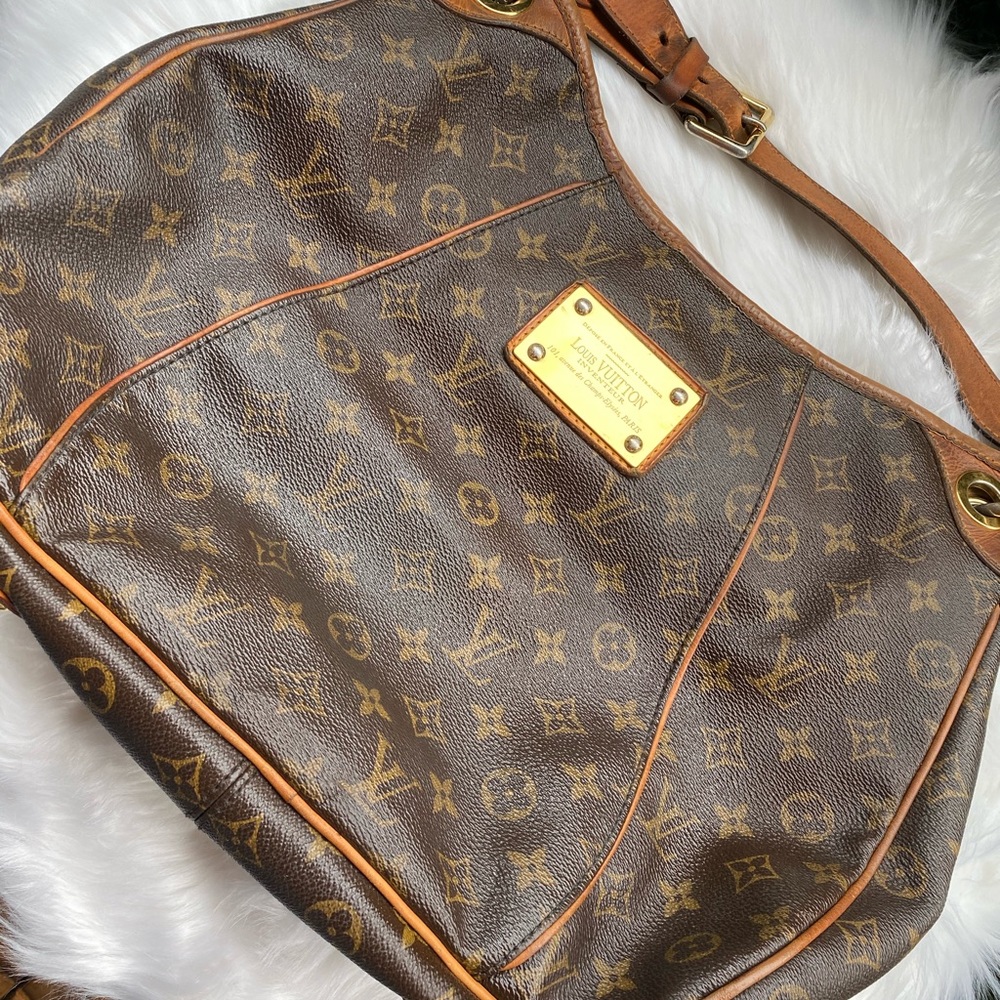 Louis Vuitton Monogram handbag Galleria PM